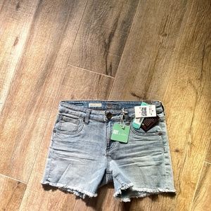 Brand new with tags KUT demin frayed shorts Size 4
